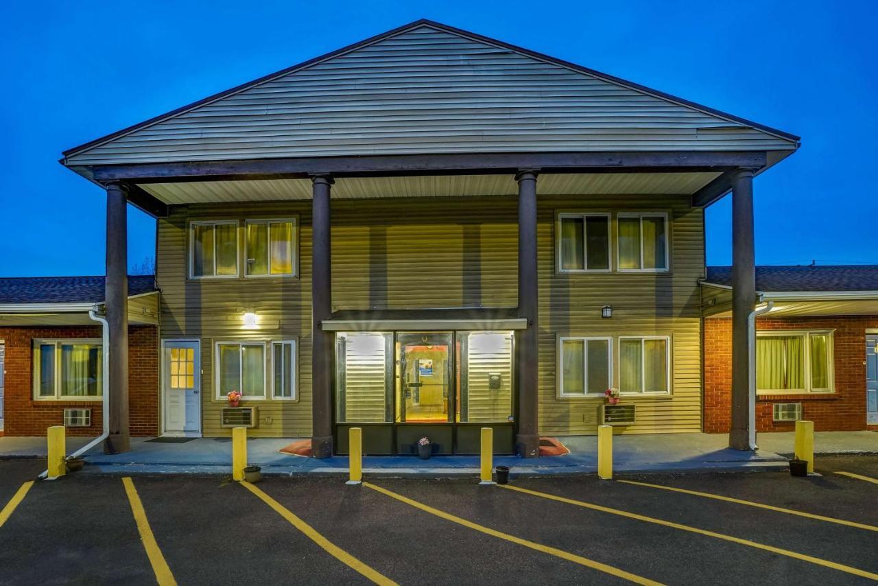Motel 6-Ilion, Ny Exterior photo