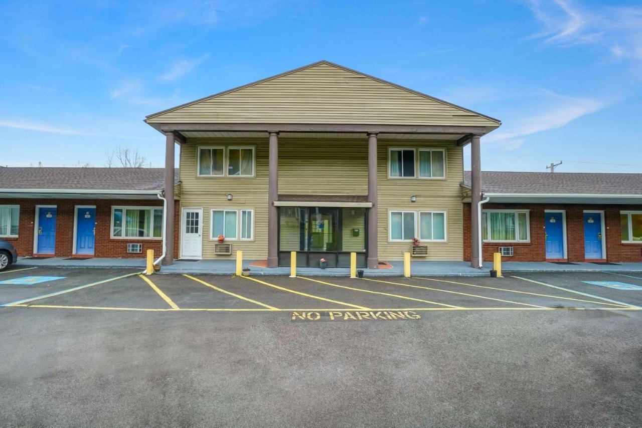 Motel 6-Ilion, Ny Exterior photo
