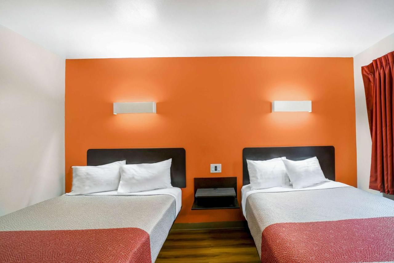 Motel 6-Ilion, Ny Exterior photo